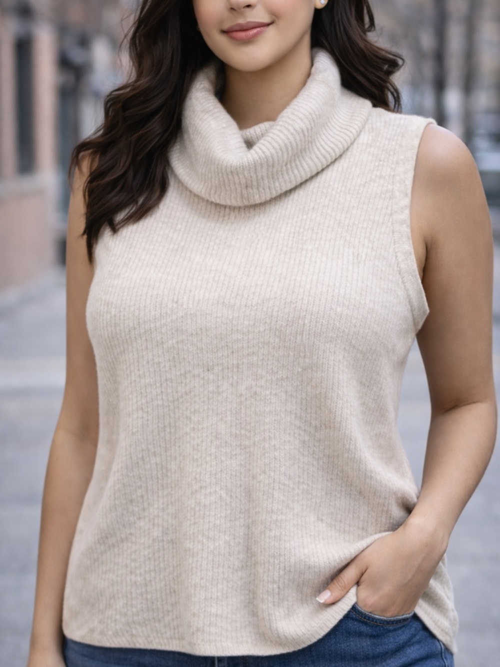 House of Harlow 1960 100% Cashmere Sleeveless Turtleneck Sweater Vest Cream